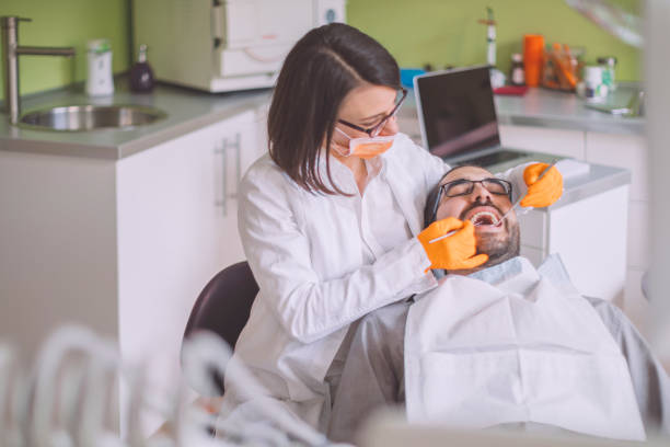 Best Emergency Tooth Extraction in Bluff City, TN